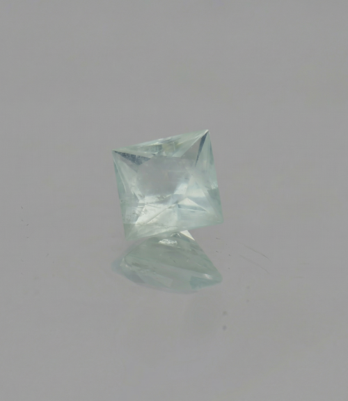 Берилл природный (F)